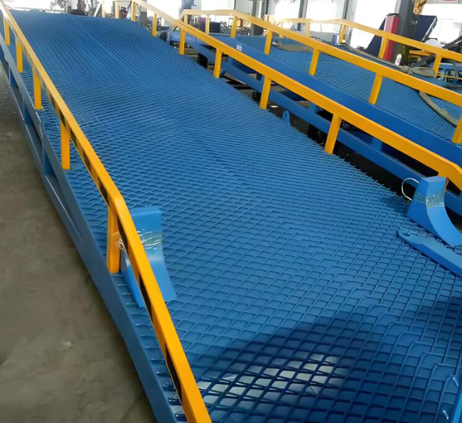 兴仁移动式液压登车桥